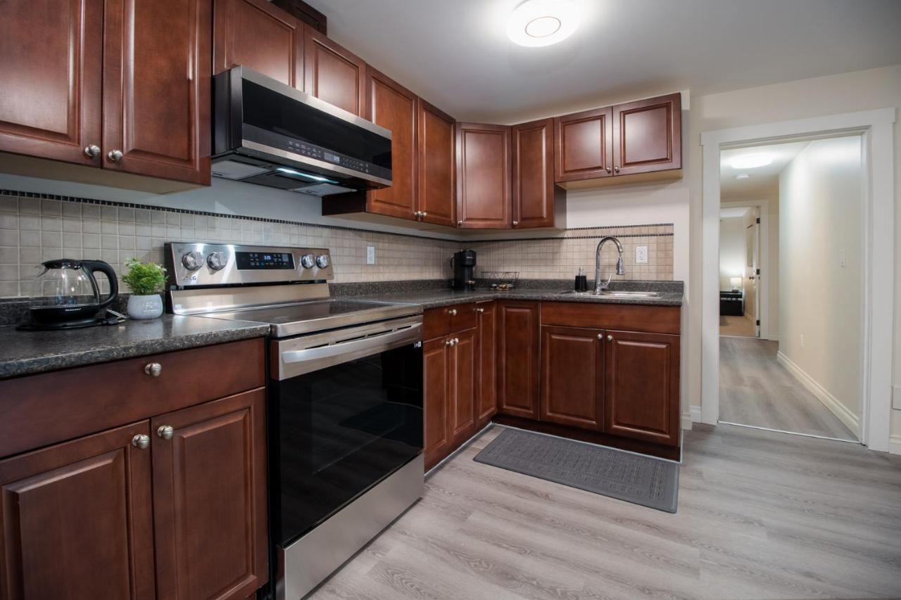 Bright Private Suite Near Departure Bay Beach Nanaimo Zewnętrze zdjęcie